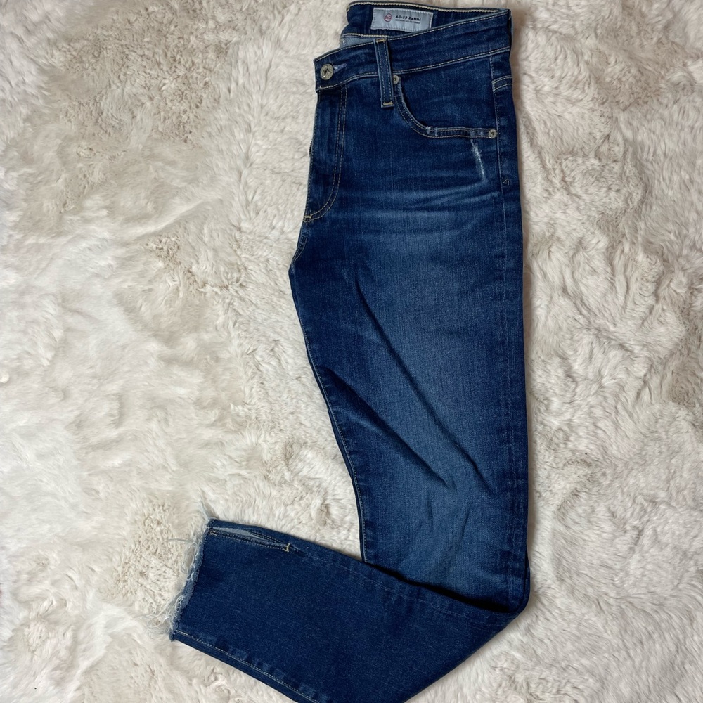 AG FARRAH SKINNY ANKLE with small ankle slit - 29R